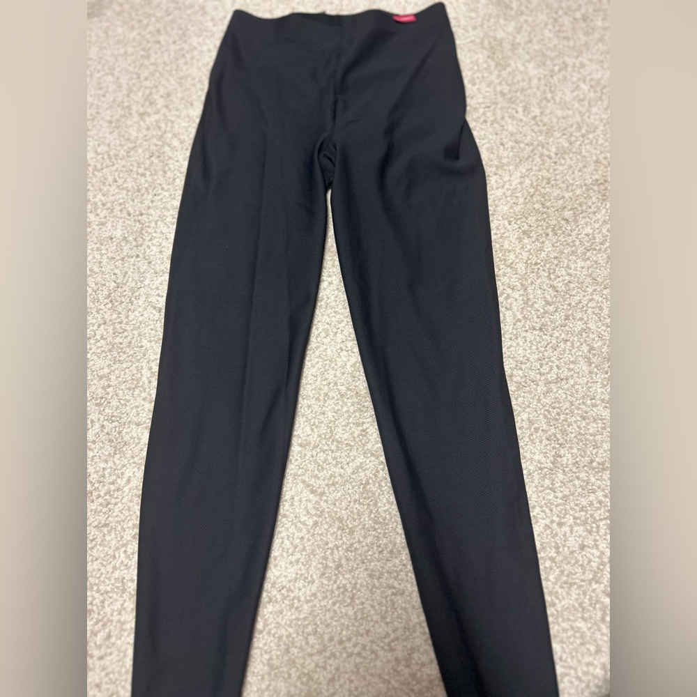 Black High-Waist Leggings - Sleek Everyday Leggings